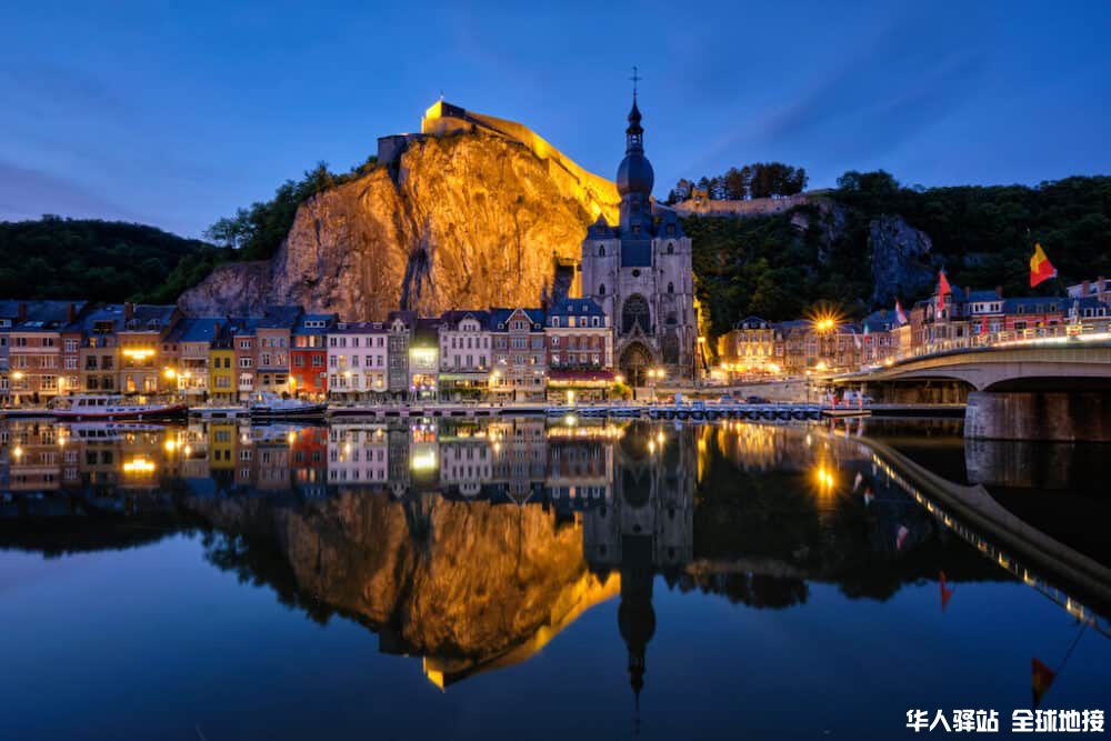 Dinant-Belgium-1000x667.jpg